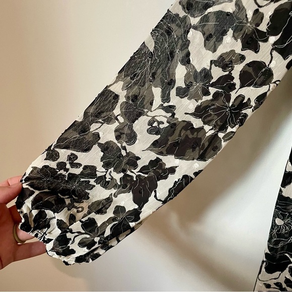 Lovestitch Versailles Morning Maxi Dress Black Floral Size Small - Picture 10 of 13